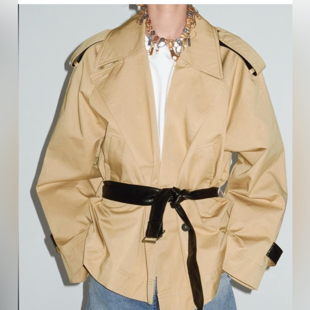 Zara contrasting trench coat size xs-s